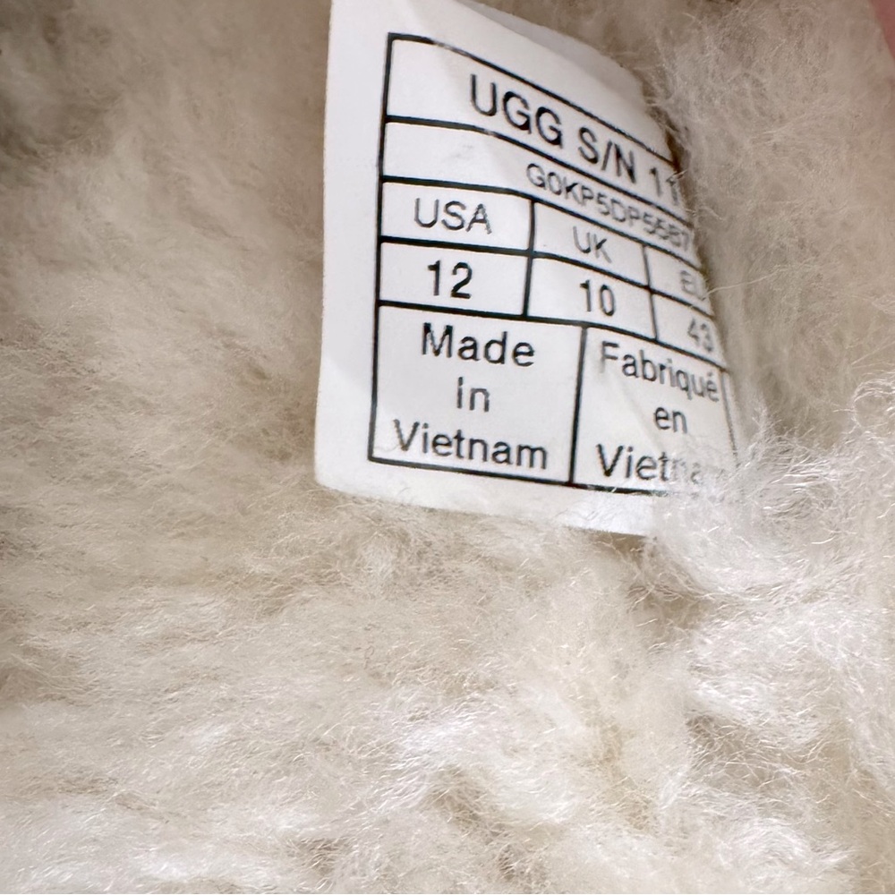 UGG® Women's Cream Cozy Knit Shearling Mule Slippers size 12 - Picture 10 of 11